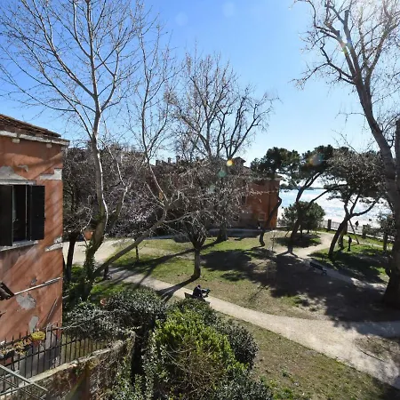 Locazione Turistica Casanas-1 *